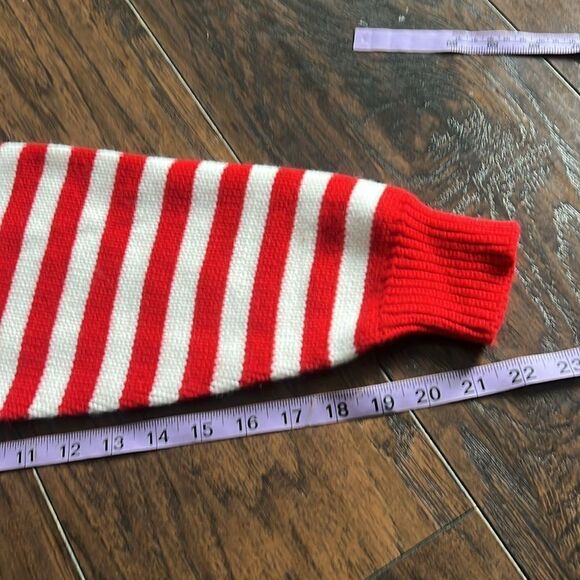 Vtg 1990s Mickey Co Walt Disney Sweater huge Donald Duck Face  size M in EUC - Picture 7 of 7